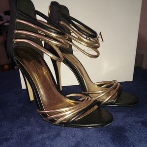 Woman size 7.5 heel
